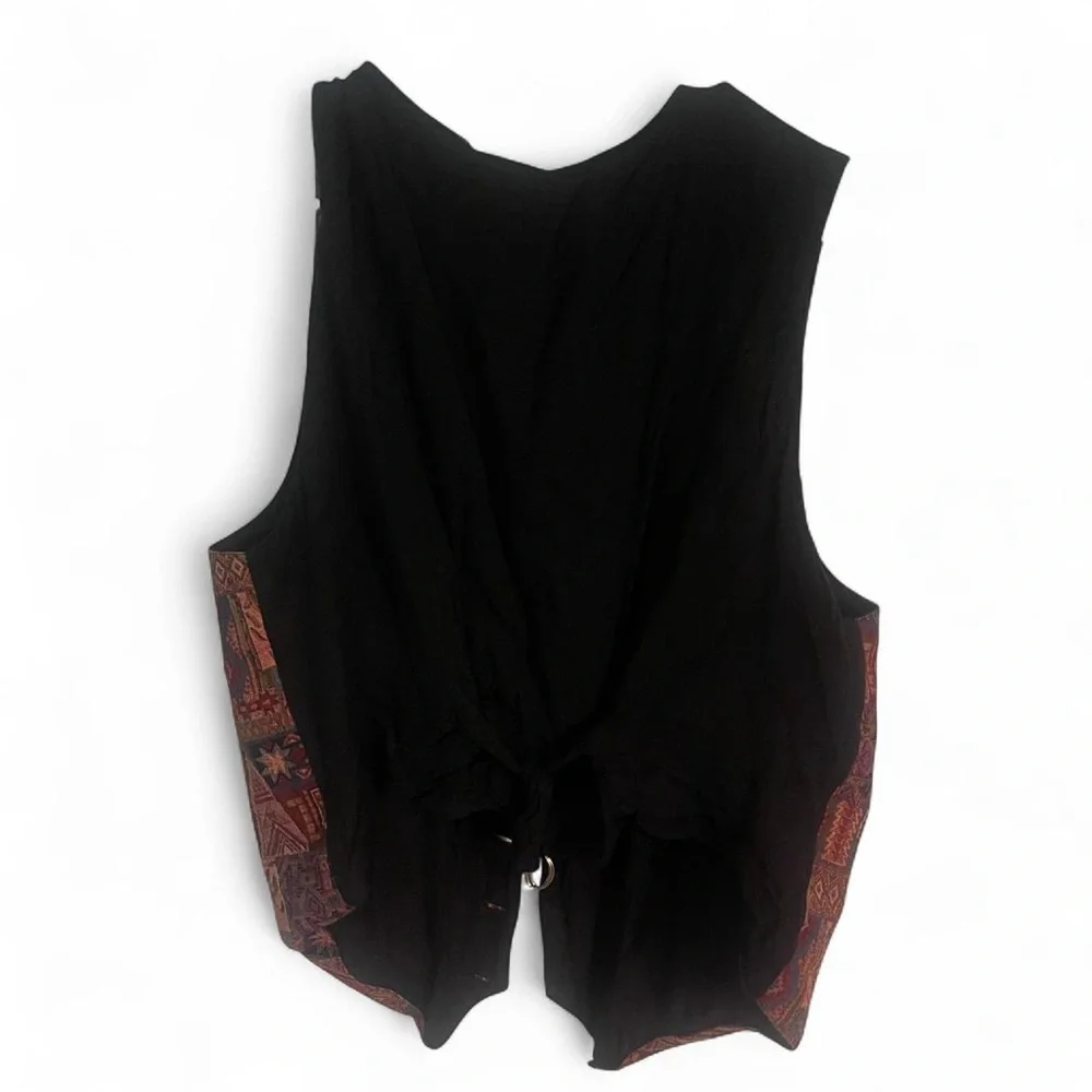 Colorful Patterned Vest - Picture 2 of 2